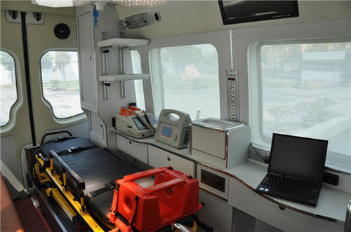 烟台救护车内部